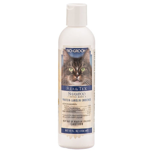 32 oz (4 x 8 oz) Bio Groom Flea and Tick Shampoo for Cats 8 oz